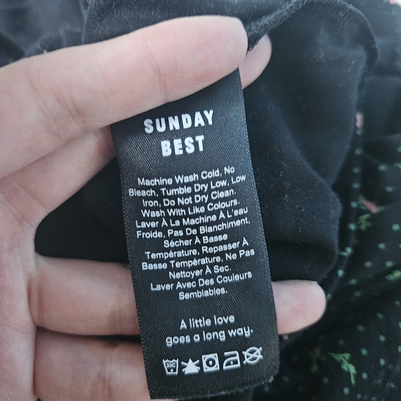 SUNDAY BEST Evelyn Wrap Top Black Pink Floral Long Sleeve Cotton XXS Aritzia - Picture 7 of 7